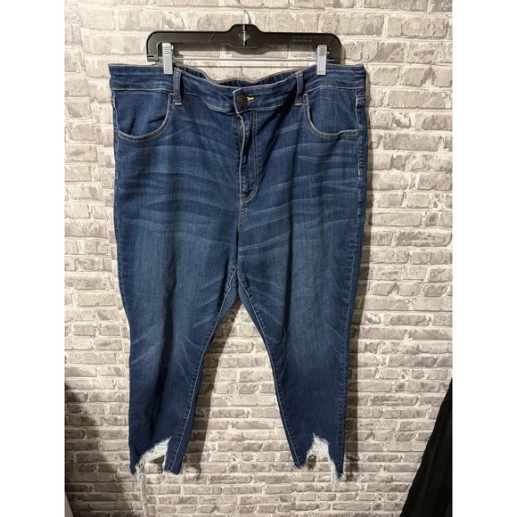 American Eagle Denim - American Eagle Ne(x)t Level Stretch Skinny Jeans Dark Wash Frayed Shark Bite Hem